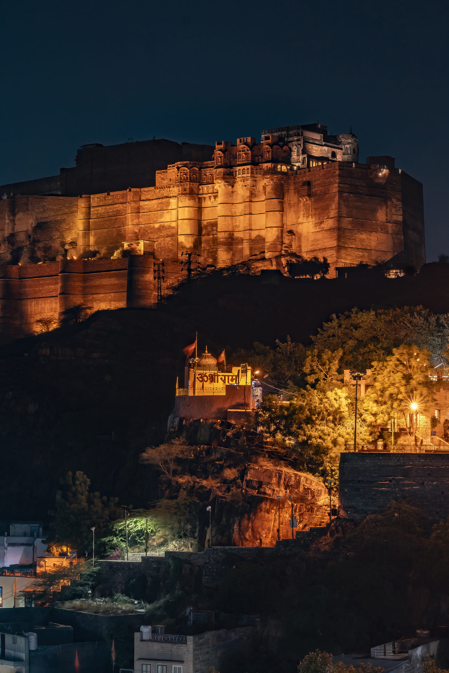 Blue facade of Hotel Bawarri Haveli guest house in Jodhpur